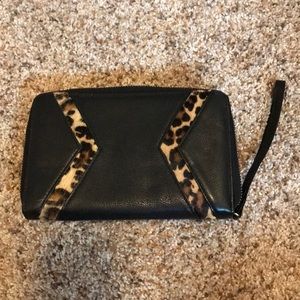 Silpada cheetah print leather wallet black leopard gold zipper wristlet calf
